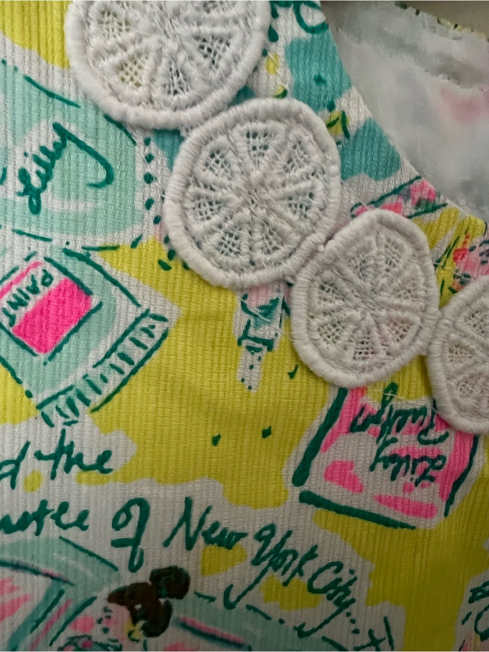 Lilly Pulitzer | Girls Pink Tropical Print Sleeveless Dress #004455 Size 5 - Picture 4 of 13